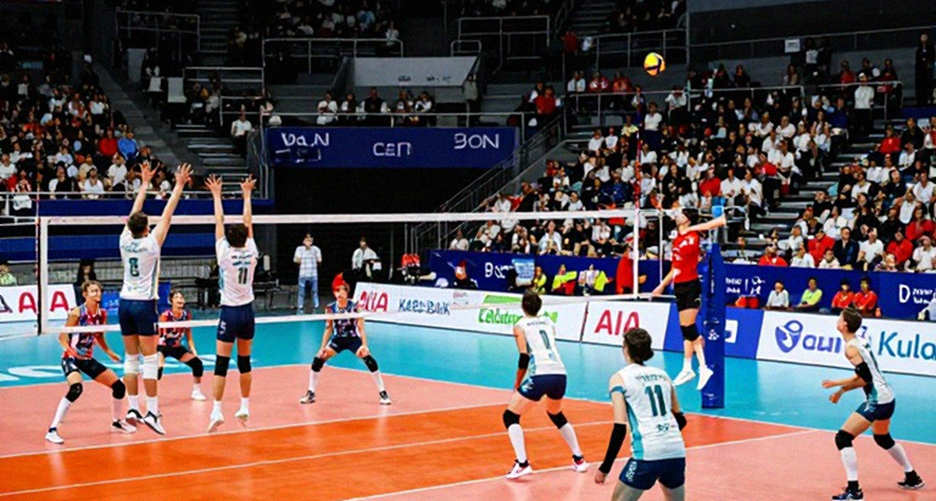 Long An mất Kim Thanh giữa trận, thua Thông tin 0-3 ở bán kết giải bóng chuyền nữ vô địch quốc gia 2026