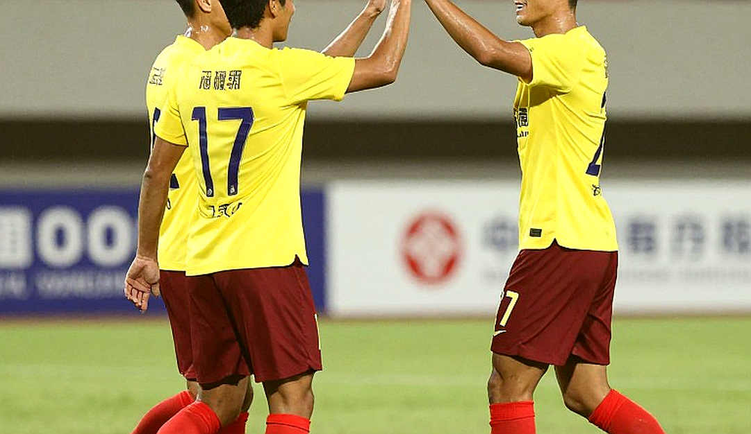 V.League và tranh cãi trọng tài: vấn đề nằm ở sổ đăng ký, không nằm ở đôi mắt