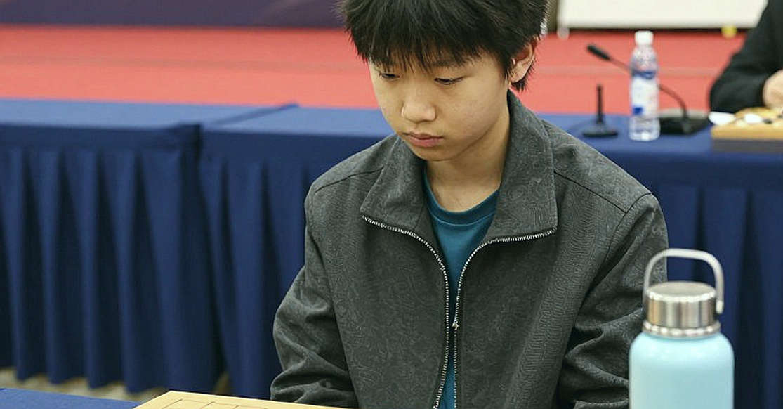 Gukesh – Sindarov: Trận tranh ngôi vô địch cờ vua thế giới và những đánh giá từ Magnus Carlsen Gukesh – Sindarov: Trận tranh ngôi vô địch cờ vua thế giới và những đánh giá từ Magnus Carlsen