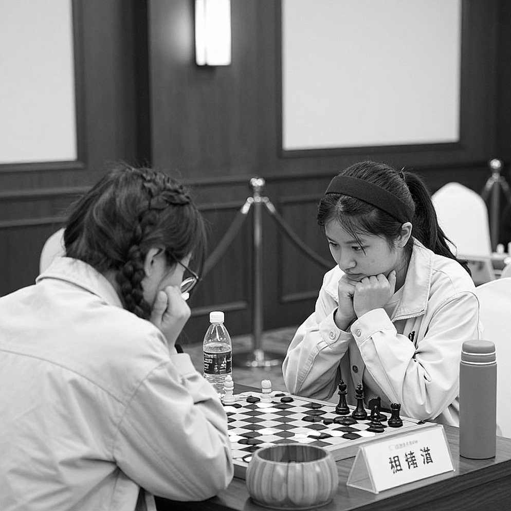 Magnus Carlsen nói 'tôi là người hâm mộ' về R Praggnanandhaa: giải mã một lời tán dương và những lỗ hổng dữ liệu phía sau